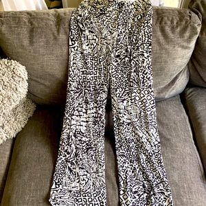 NWT Lily Pulitzer mid rise black/white pants